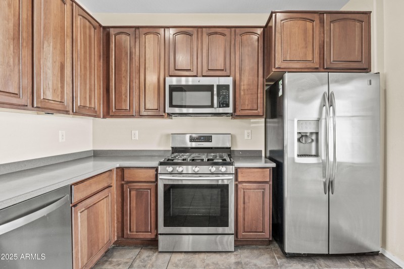 22025 N 103rd Ln 449-008