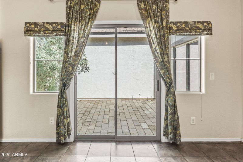 22025 N 103rd Ln 449-010