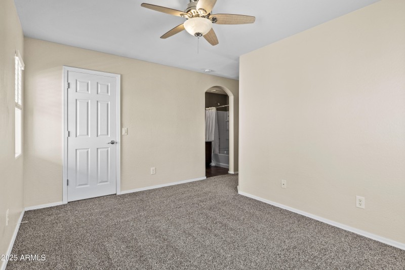 22025 N 103rd Ln 449-017