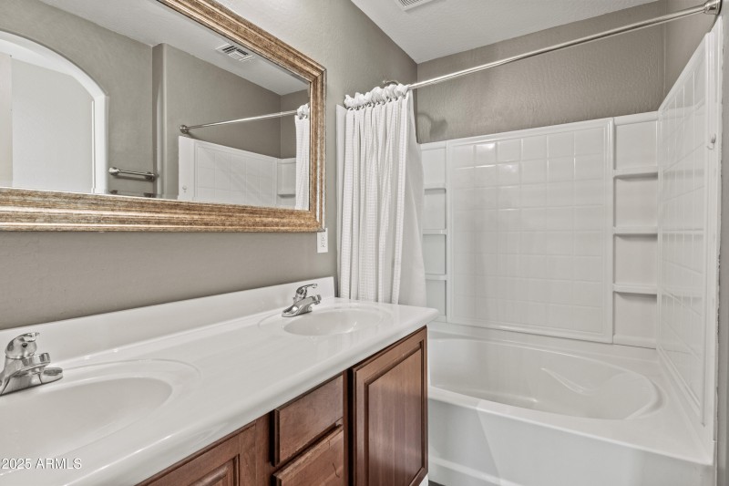 22025 N 103rd Ln 449-020