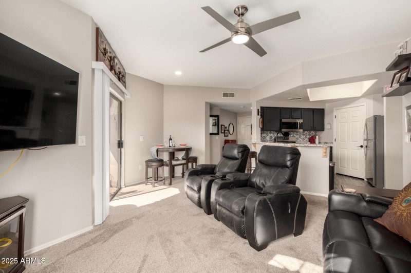 04 Indian School 230