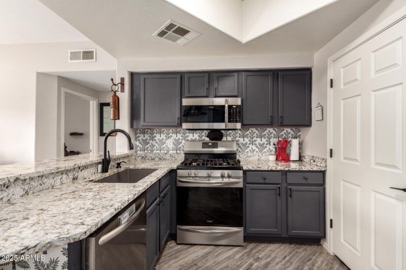 09 Indian School 230