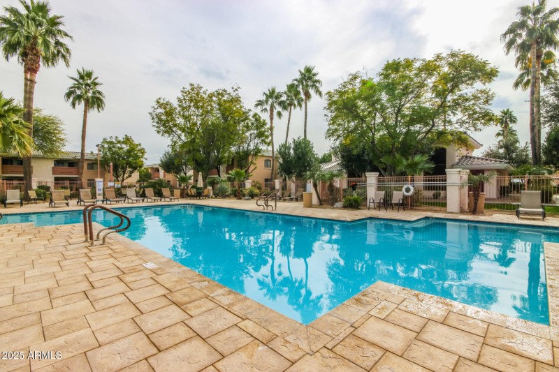 34 Indian School 230