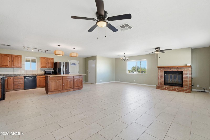 6-web-or-mls-012_ListerPros