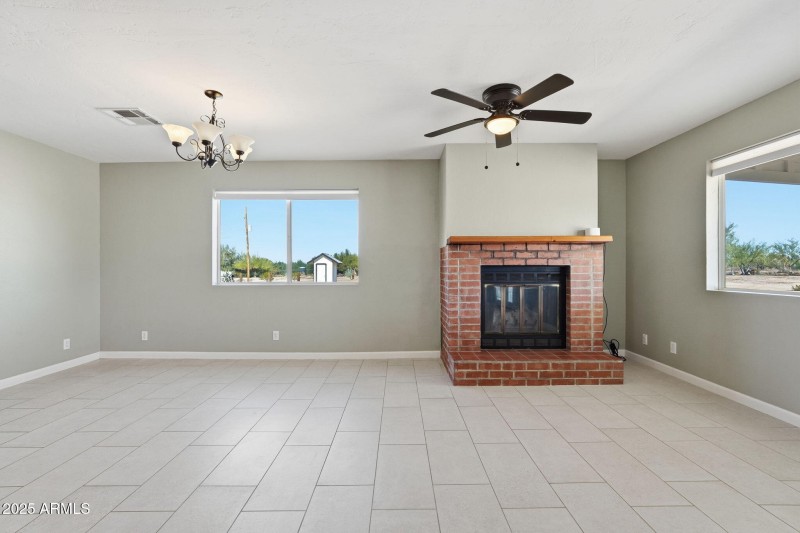 8-web-or-mls-014_ListerPros