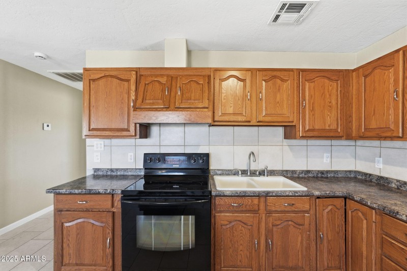 13-web-or-mls-019_ListerPros