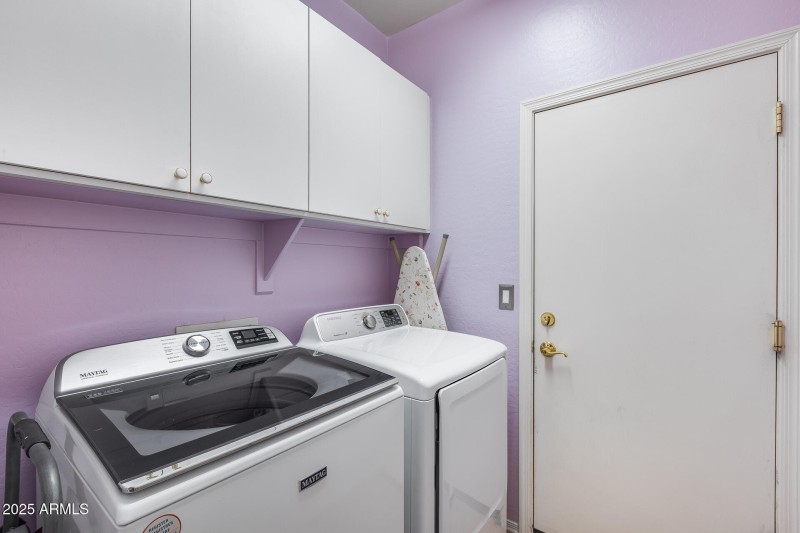 Indoor laundry room