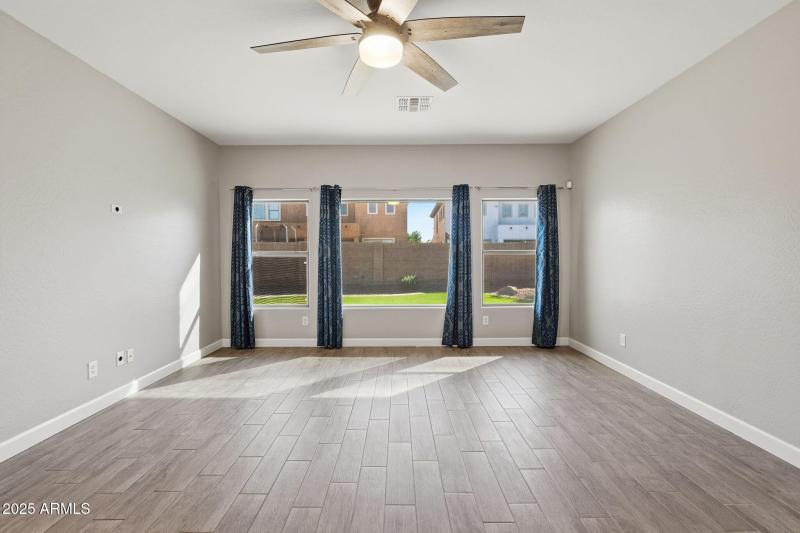 34-web-or-mls-034_ListerPros