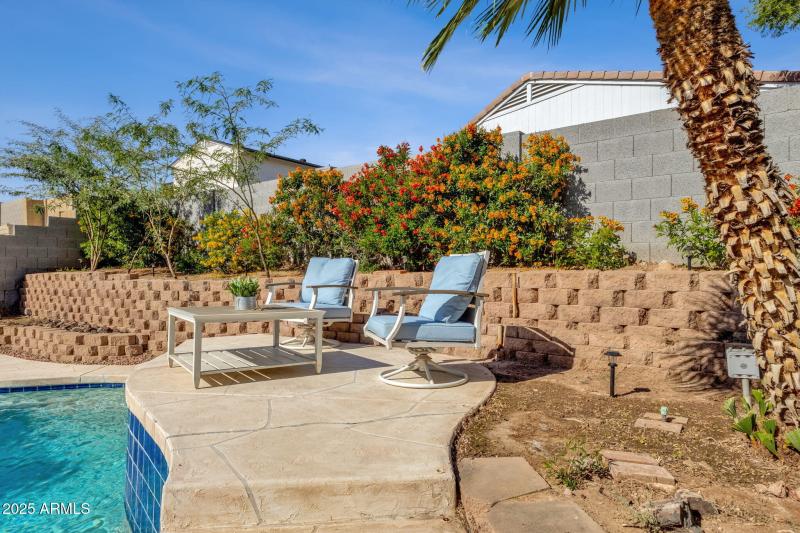 65-web-or-mls-2276-e-mercer-ln