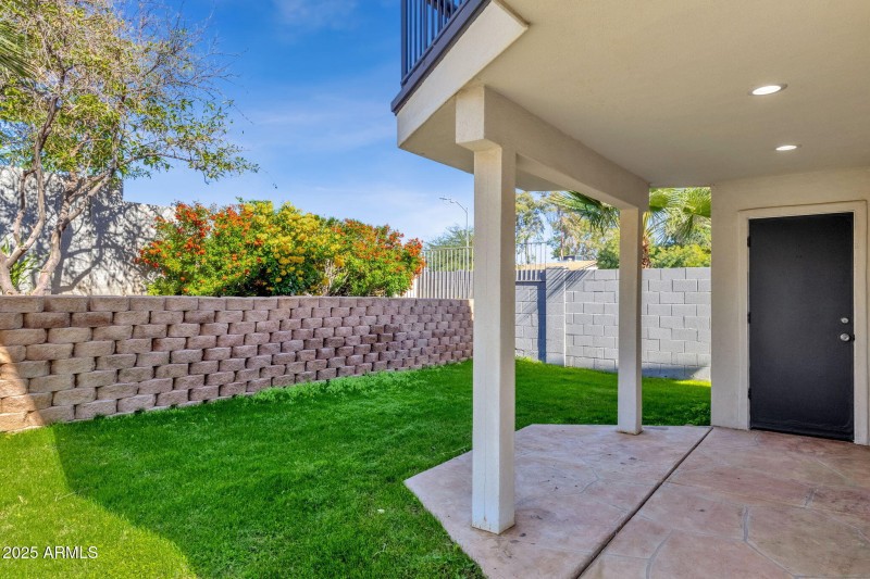 66-web-or-mls-2276-e-mercer-ln