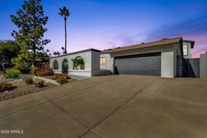 71-web-or-mls-2276-e-mercer-ln