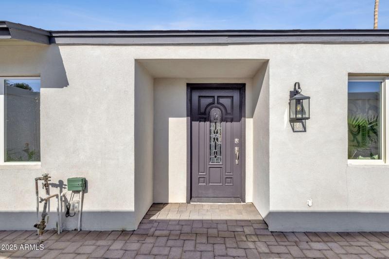 5-web-or-mls-2276-e-mercer-ln