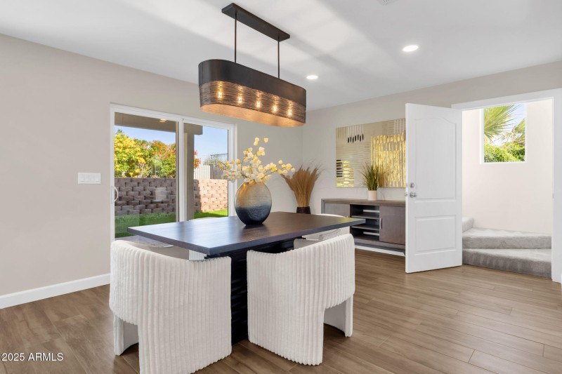 33-web-or-mls-2276-e-mercer-ln