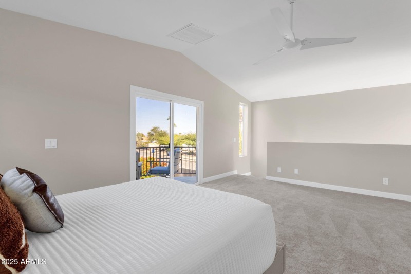 37-web-or-mls-2276-e-mercer-ln