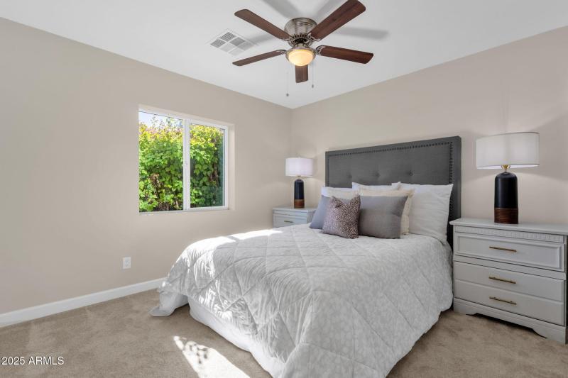 46-web-or-mls-2276-e-mercer-ln