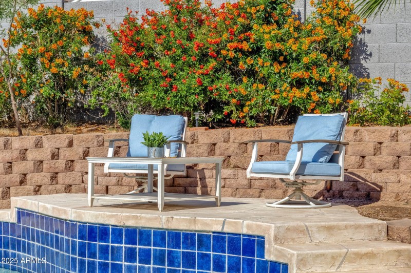 58-web-or-mls-2276-e-mercer-ln