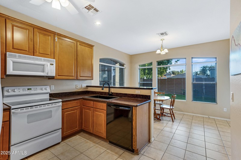 2600 E Springfield Pl #104-12