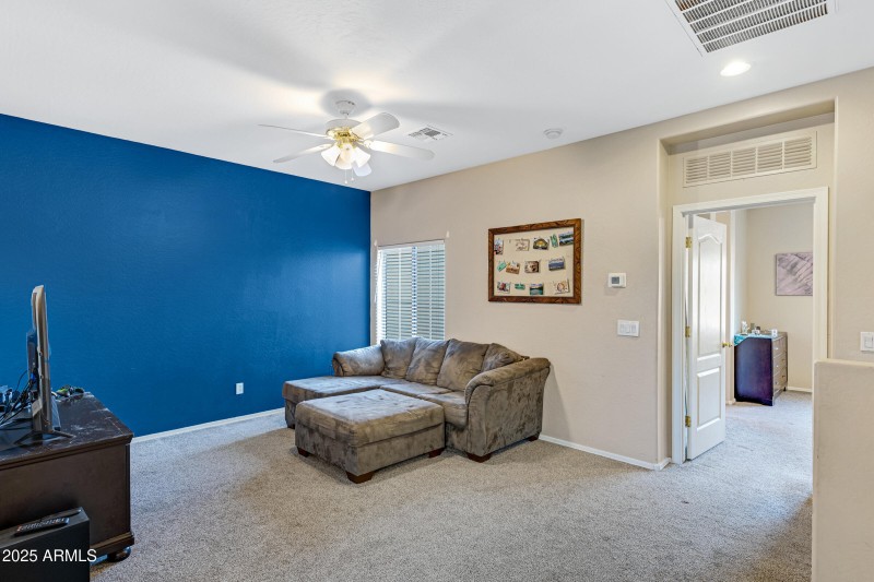 2600 E Springfield Pl #104-16