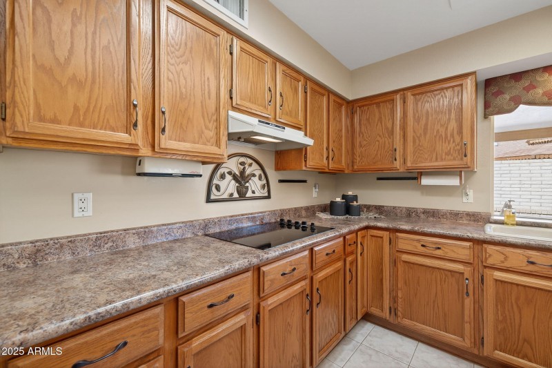 12-web-or-mls-8248 E Laguna Azul Ave, Me