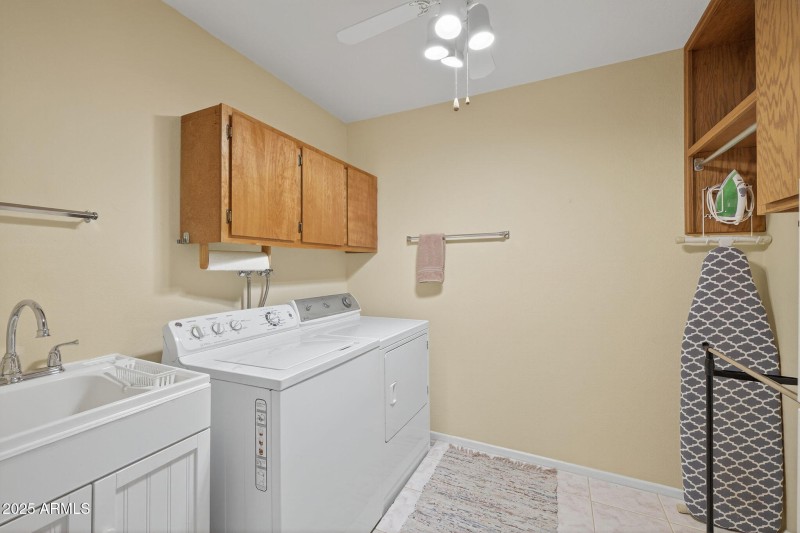 25-web-or-mls-8248 E Laguna Azul Ave, Me