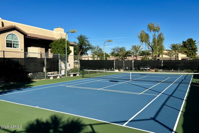 Tennis & Pickleball Courts