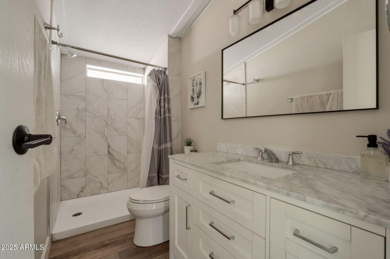 9-web-Bathroom 2 - 1