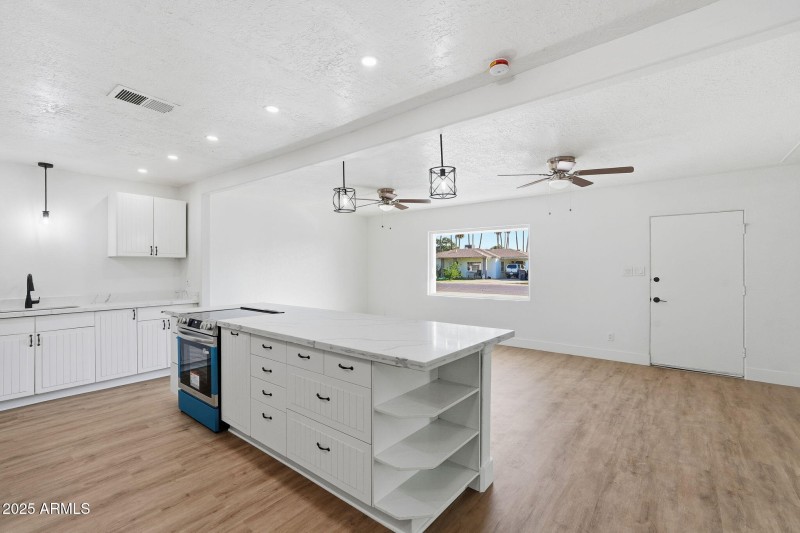 12-web-or-mls-015_ListerPros