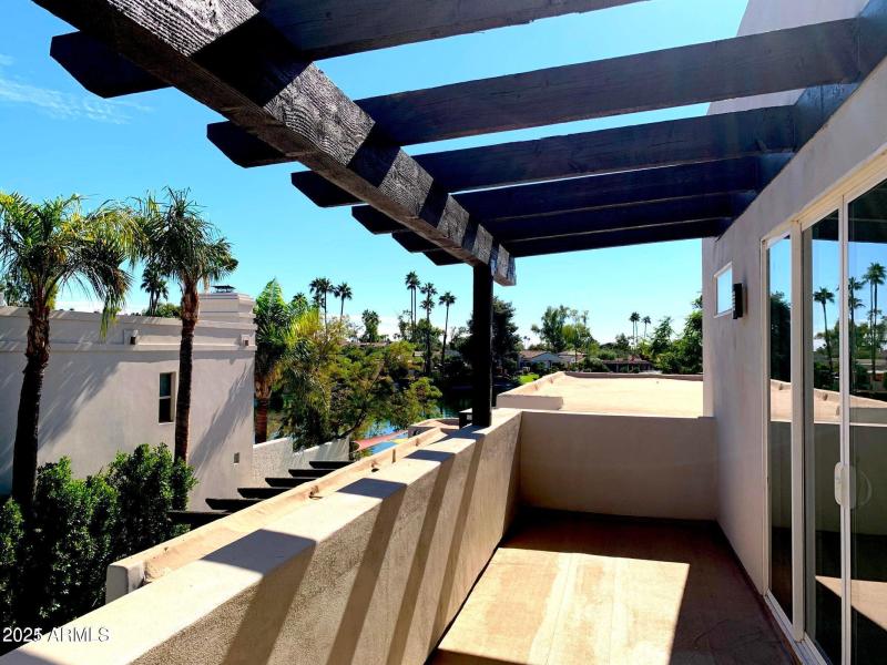 2nd Floor Great Room Walk Deck Balcony