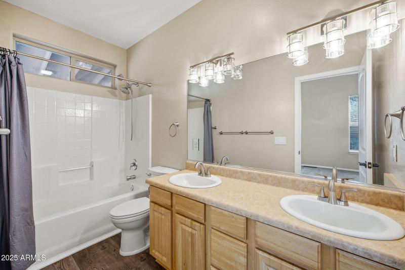 Primary Bath with tub/ shower