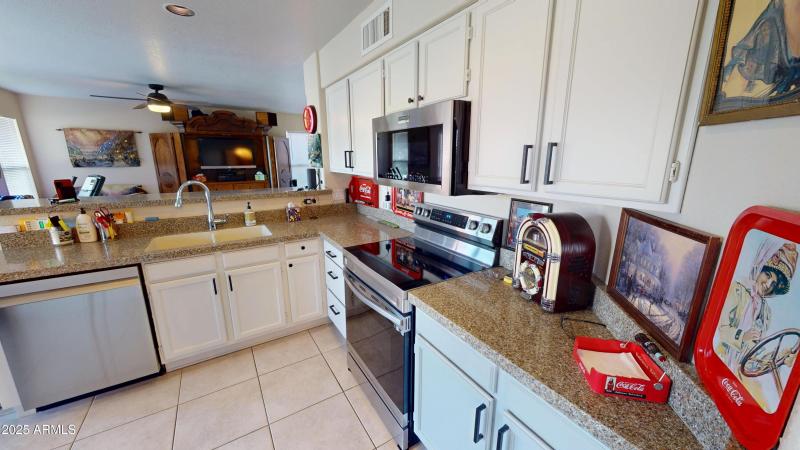 7804-W-Julie-Dr-11122025_171349