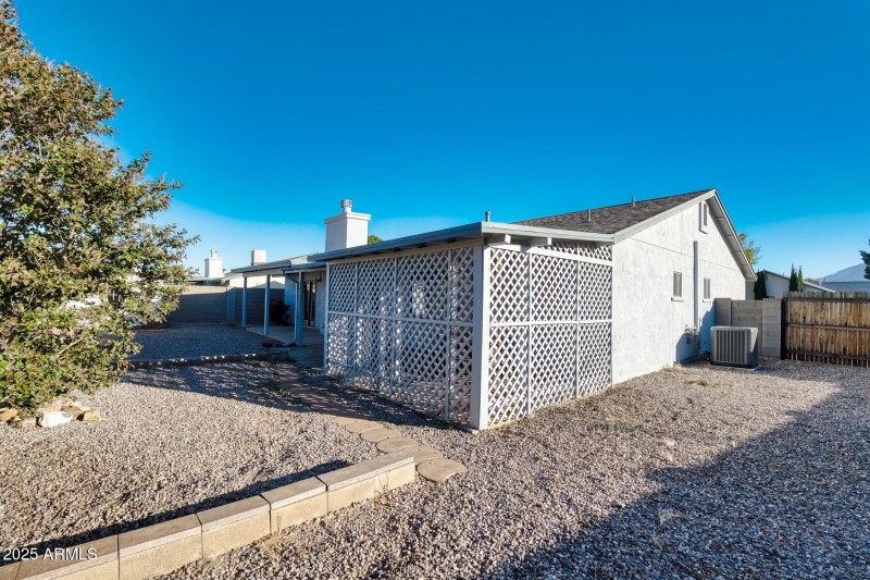 072108-1801 Periwinkle Drive