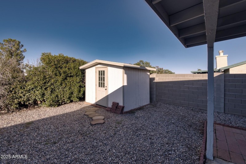 072138-1801 Periwinkle Drive