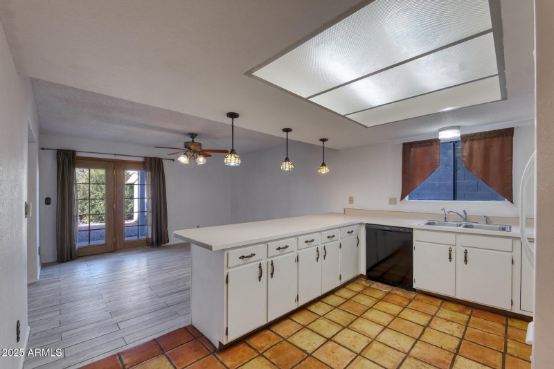 082018-1801 Periwinkle Drive