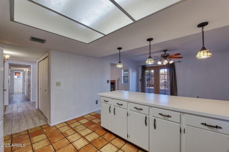 082048-1801 Periwinkle Drive