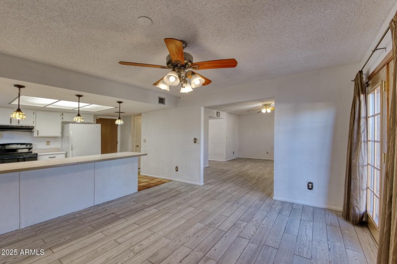 082088-1801 Periwinkle Drive