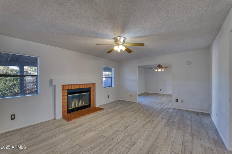 082118-1801 Periwinkle Drive