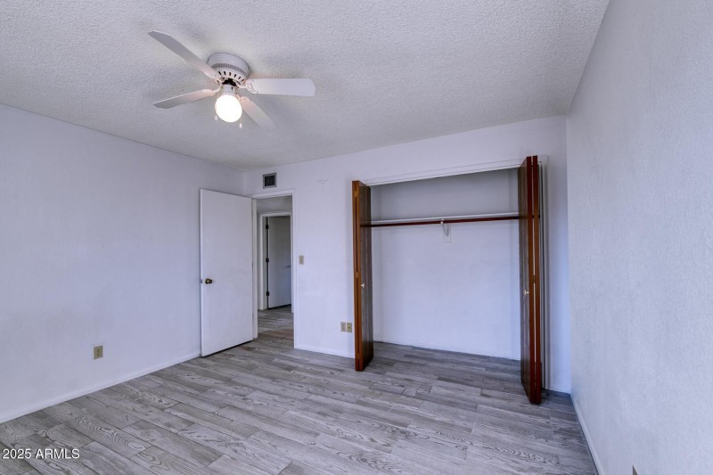 082153-1801 Periwinkle Drive