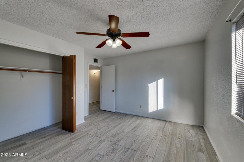 082163-1801 Periwinkle Drive