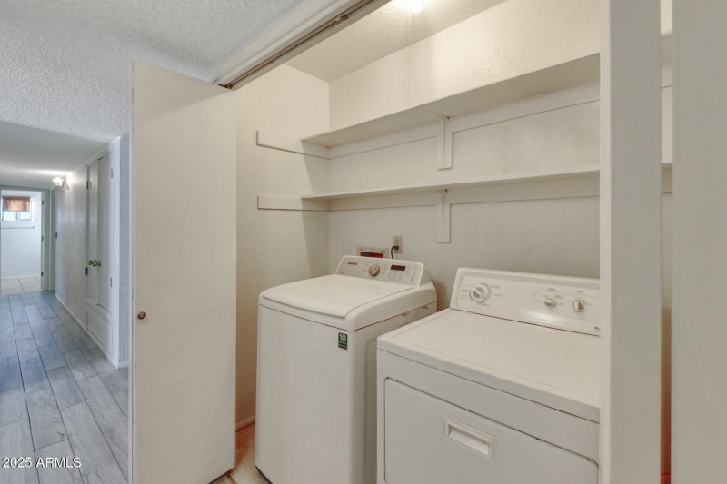 082258-1801 Periwinkle Drive