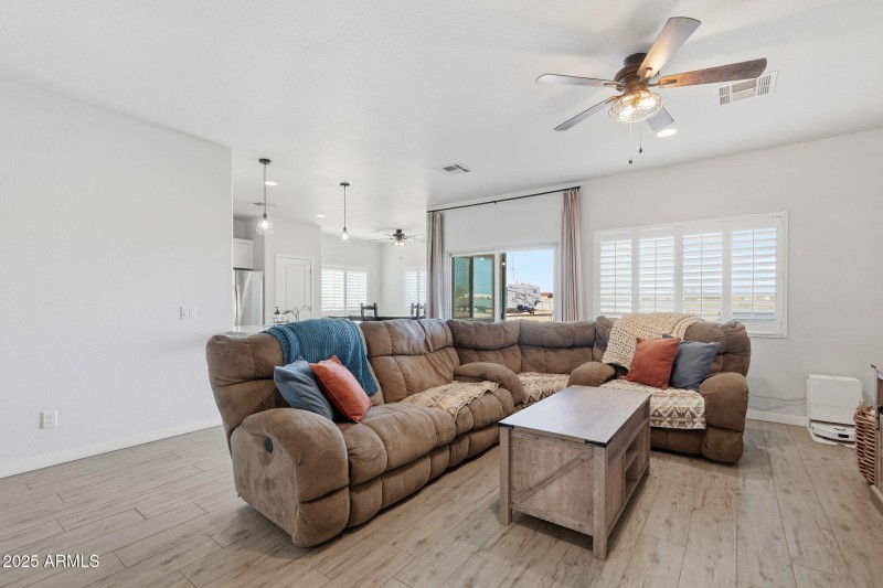 17-web-or-mls-017_ListerPros