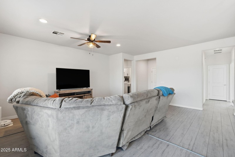 19-web-or-mls-019_ListerPros