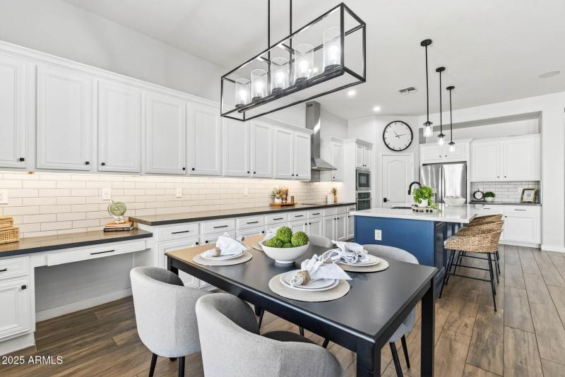 140_6858_W_Peak_View25 (1)_mls