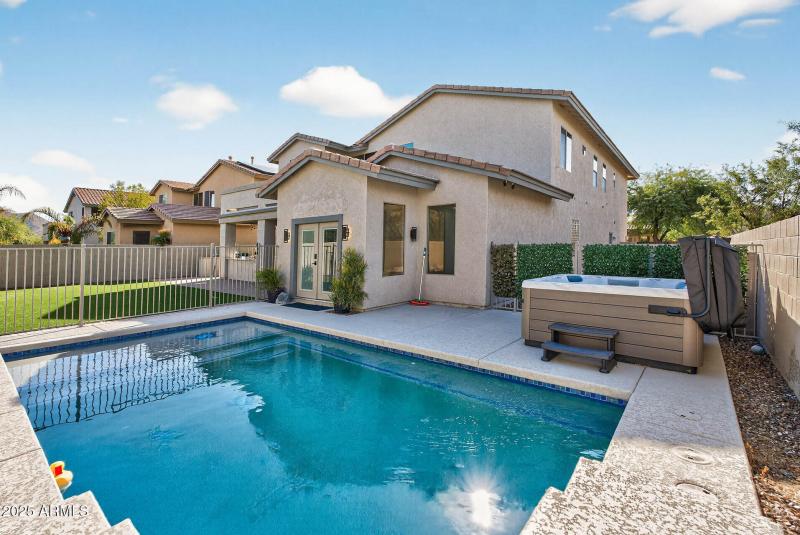 157_6858_W_Peak_View42 (1)_mls