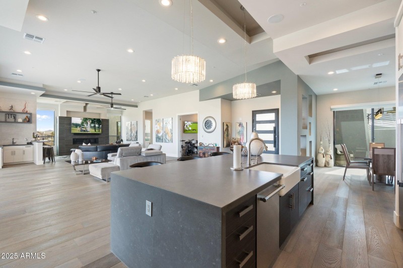 10-web-or-mls-DSC09012