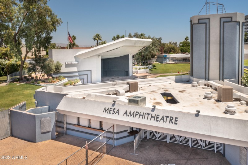 Mesa_Amphitheatre_263_N_Center_St_Mesa_A