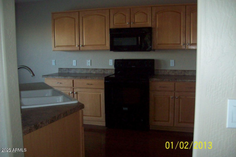 20130103020833744357000000-o