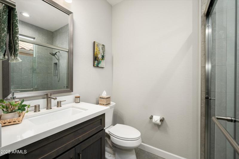 Guest Ensuite Bathroom