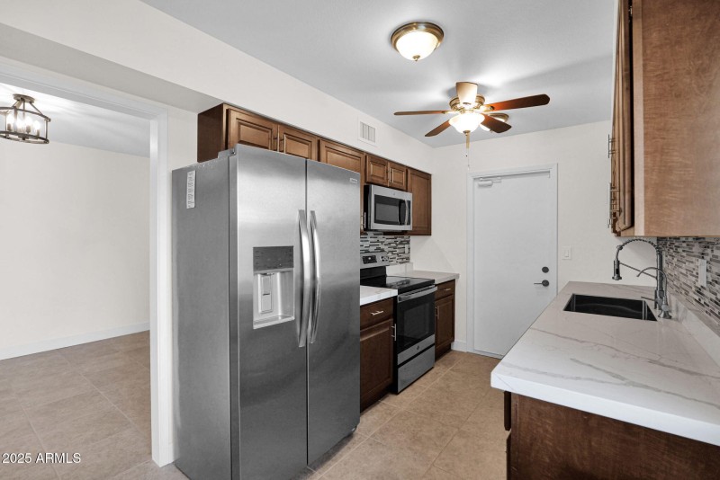 16-web-or-mls-P1361064