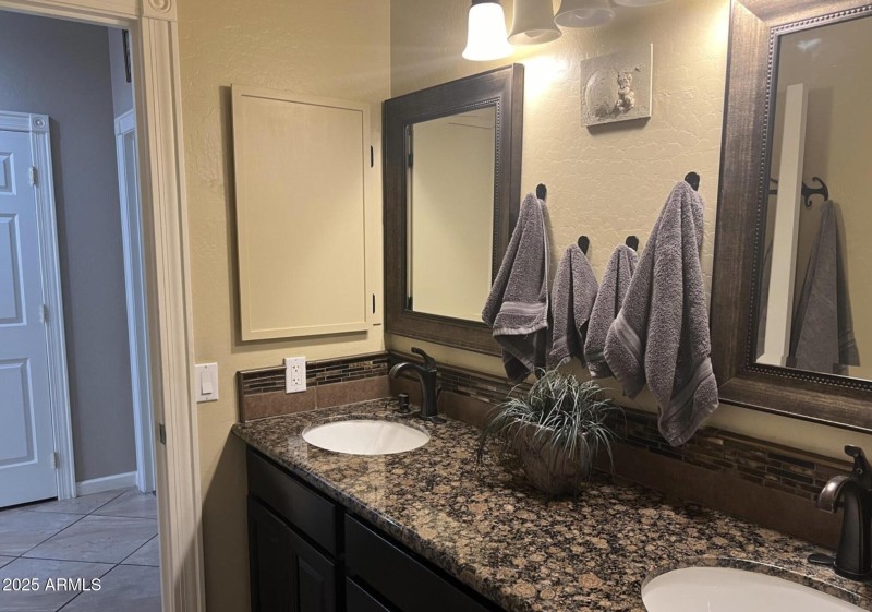 Screen Shot 2025-11-13 at 10.03.57 AM