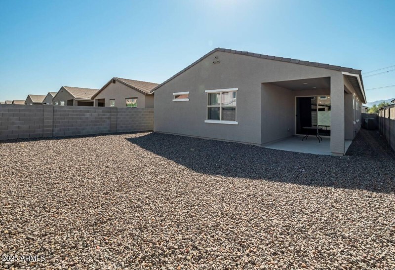 4f634ea7-504d-4753-849c-043768beedf2 - C